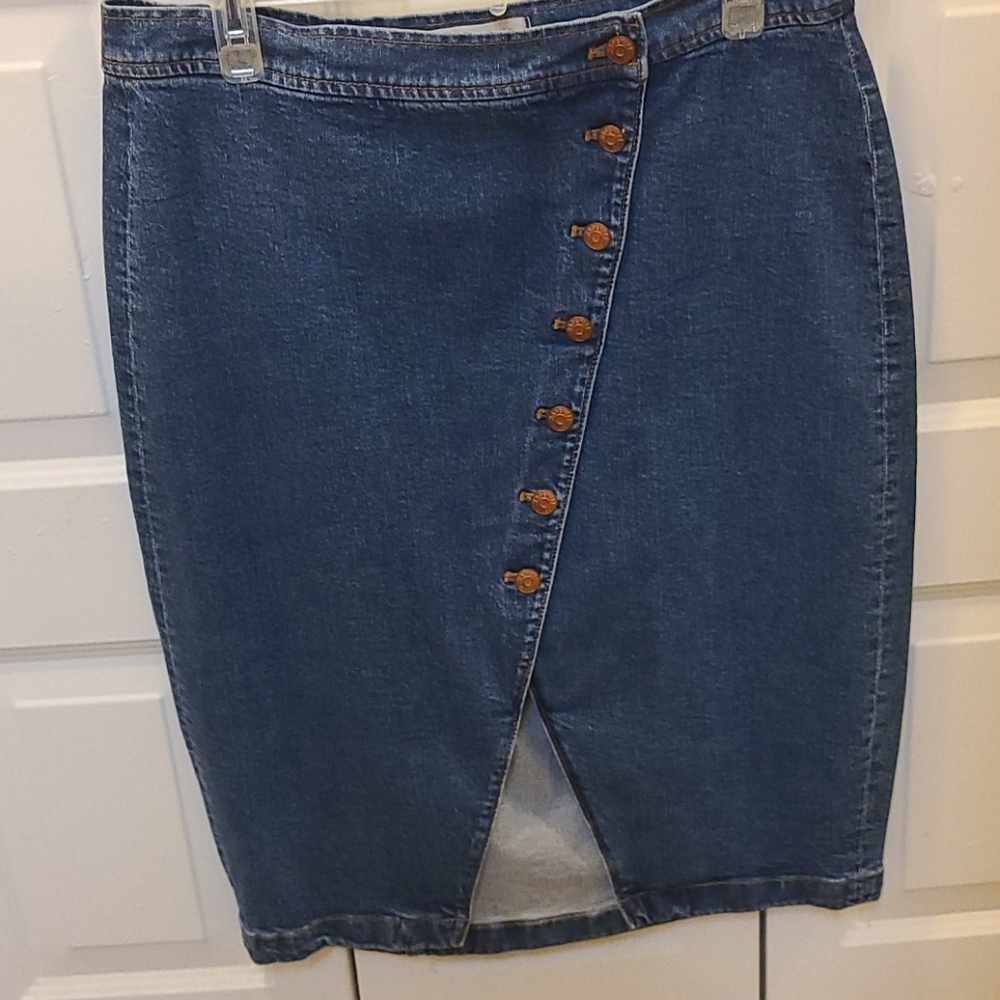 Brand new Mini Skirt